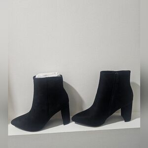 Dream Pairs Black Ankle Booties – Size 6 | New in Box
